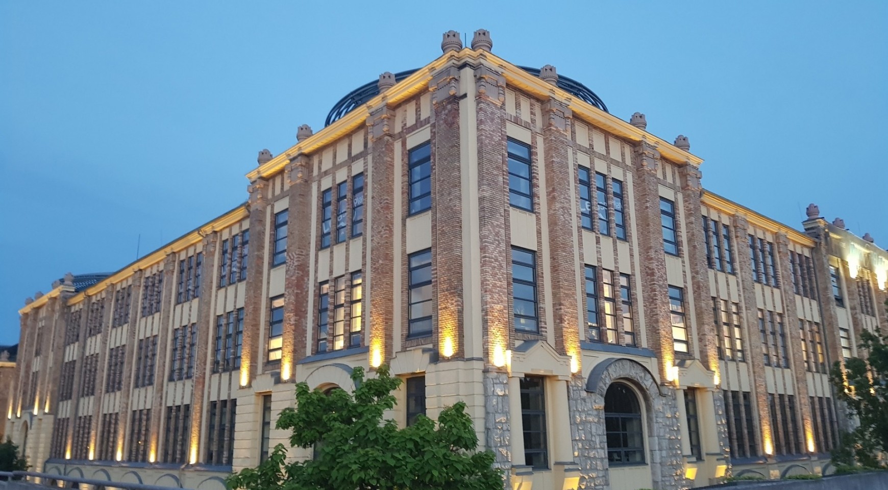 The restored brick façade of Dorottya Udvar in Budapest, a Sundance development